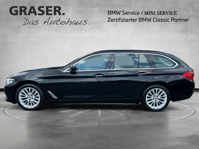 BMW 5 Series view 2