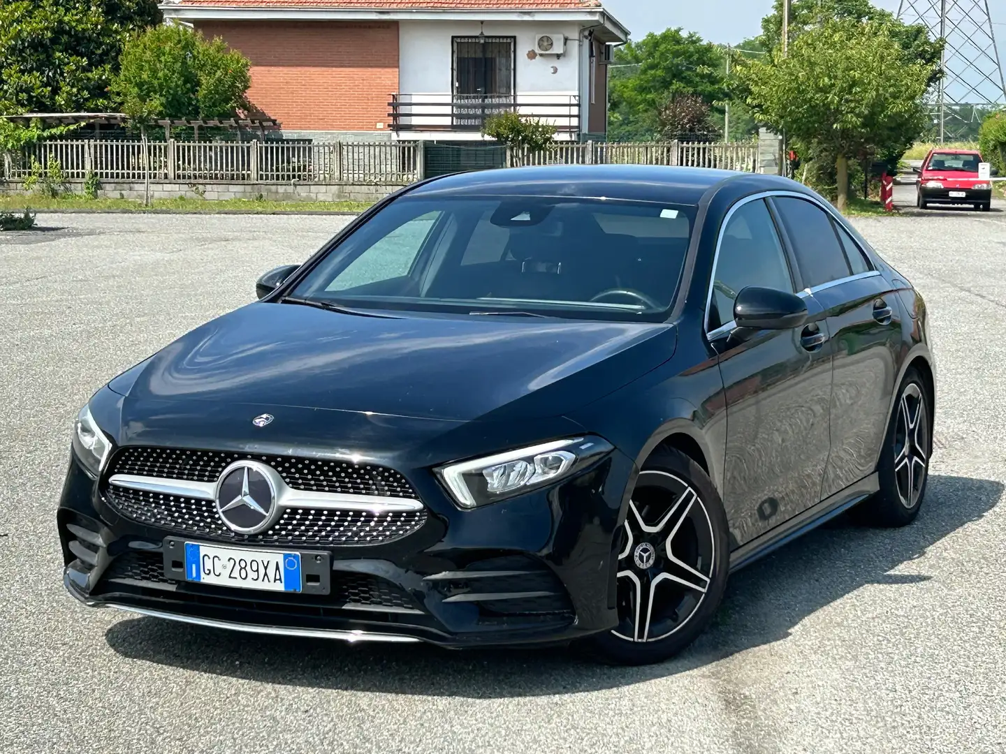 Mercedes-Benz A 200 A 200 Amg Premium auto Nero - 1