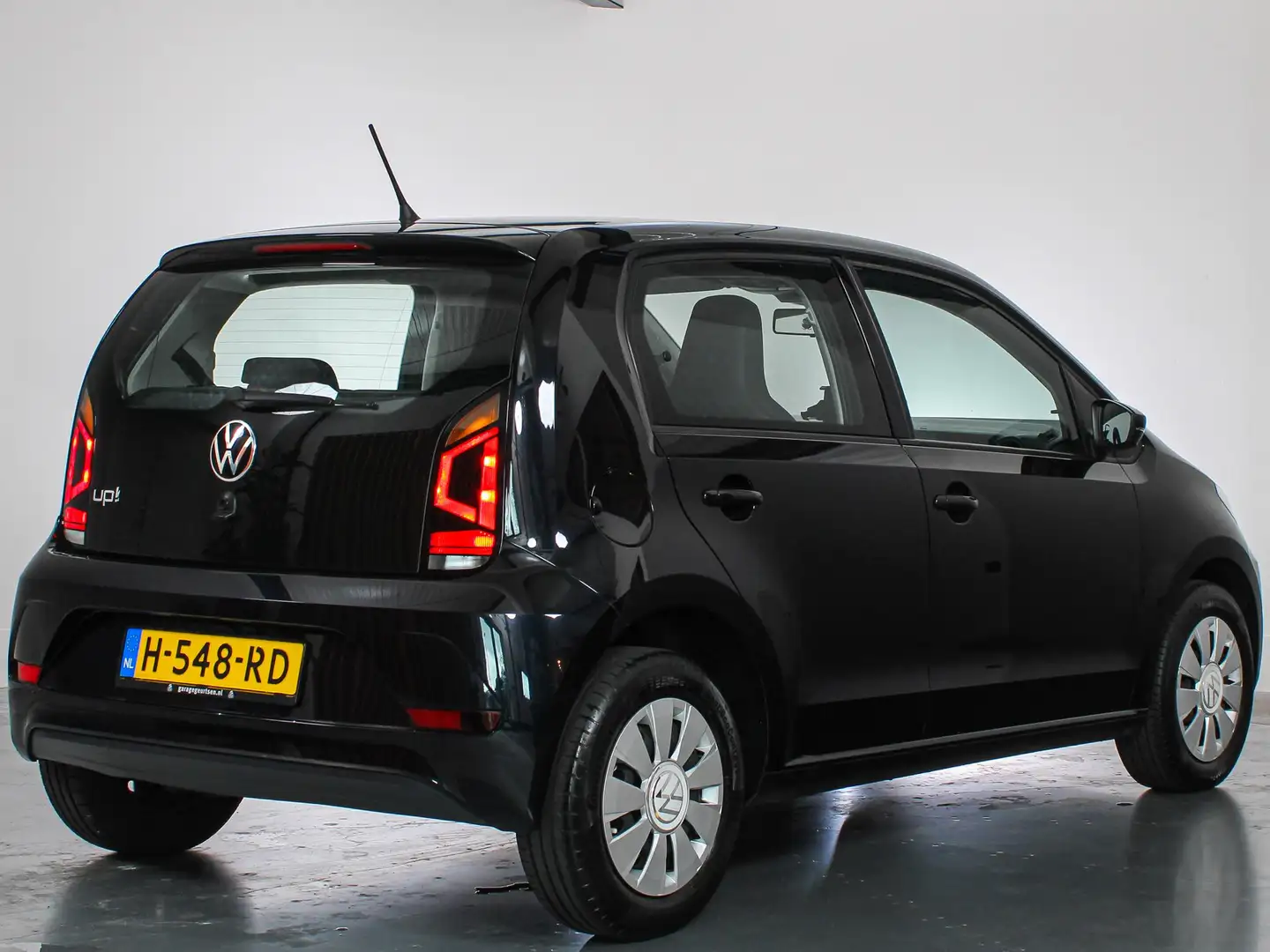 Volkswagen up! 1.0 BMT take up! LED, Radio, Airco, Zwart - 2