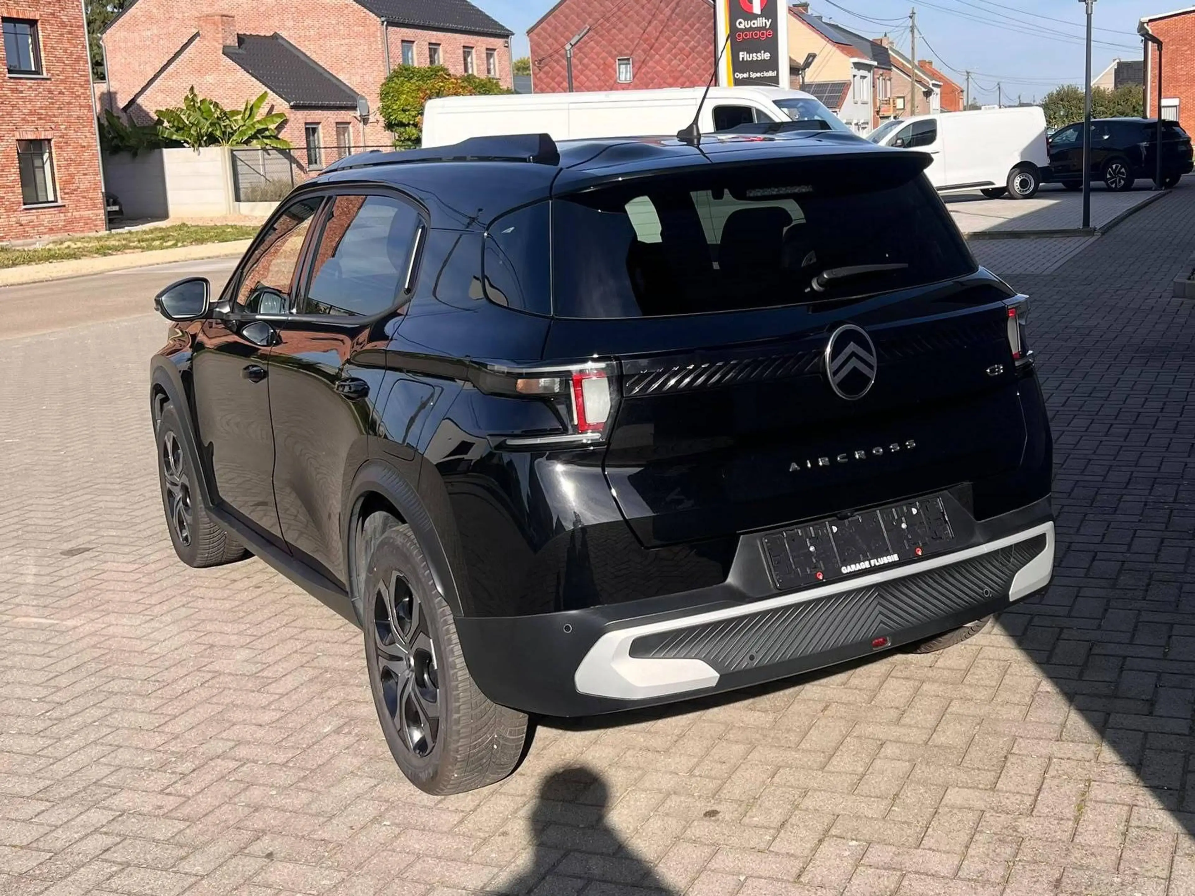Citroen C3 Aircross Plus 145 Hybrid Automatic — photo 5