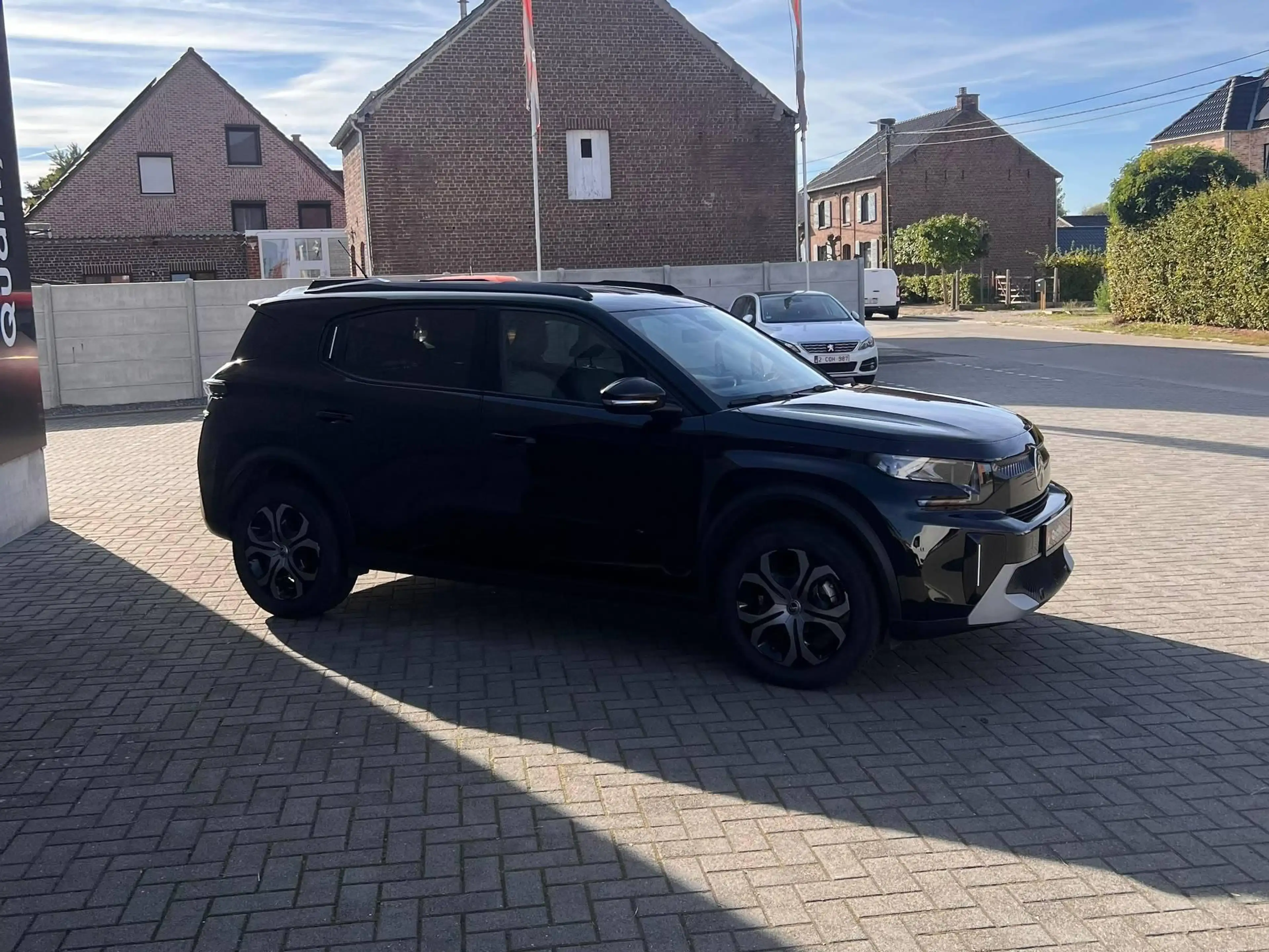 Citroen C3 Aircross Plus 145 Hybrid Automatic — photo 3