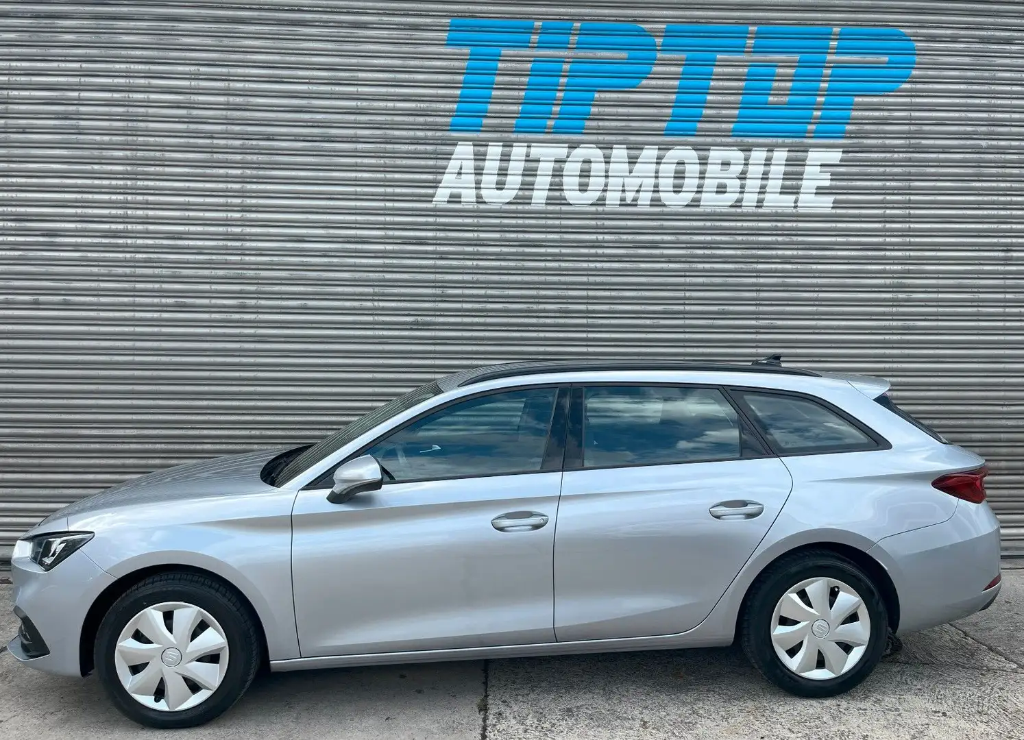 SEAT Leon ST Reference *LED*PDC* Silber - 2