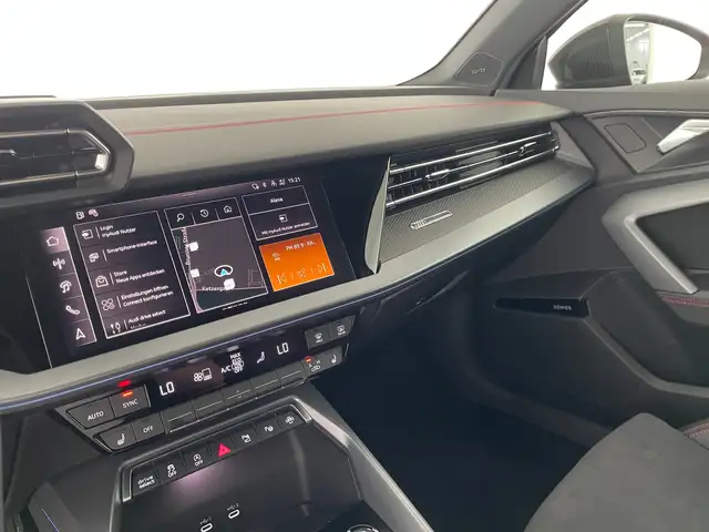 Audi A3 view 9