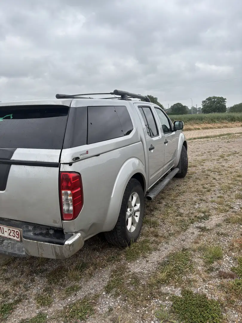 Nissan Navara 2.5 dCi 4x4 - 2