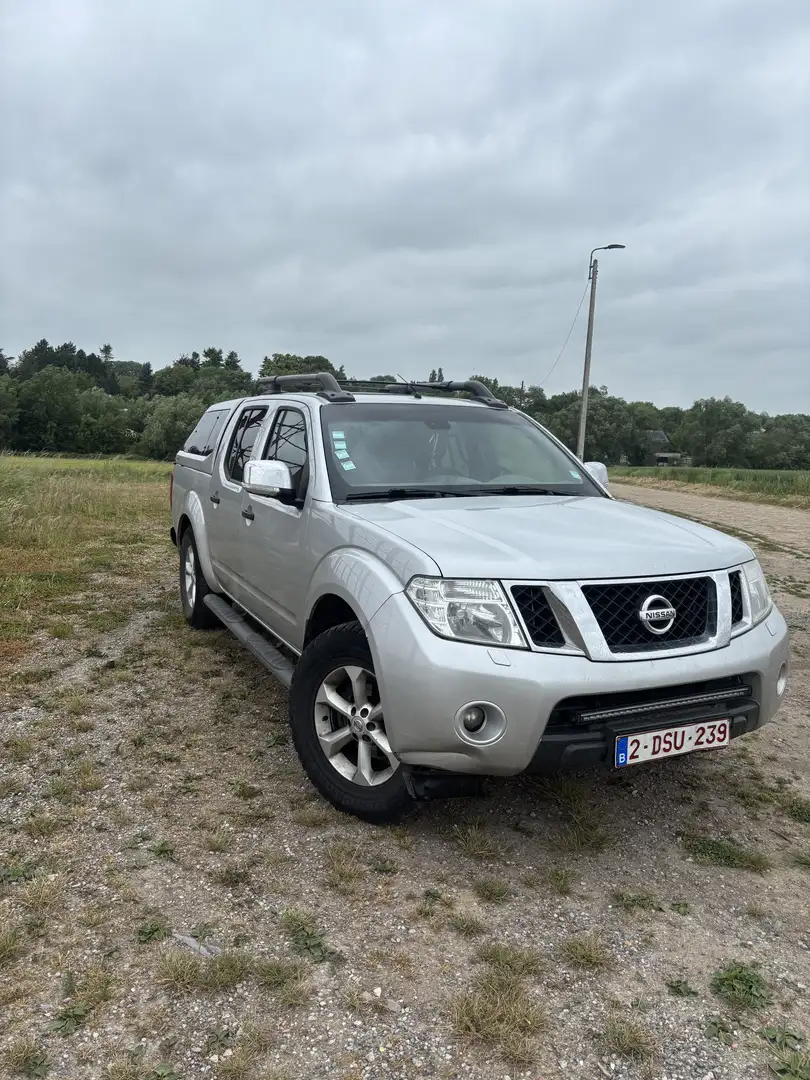 Nissan Navara 2.5 dCi 4x4 - 1