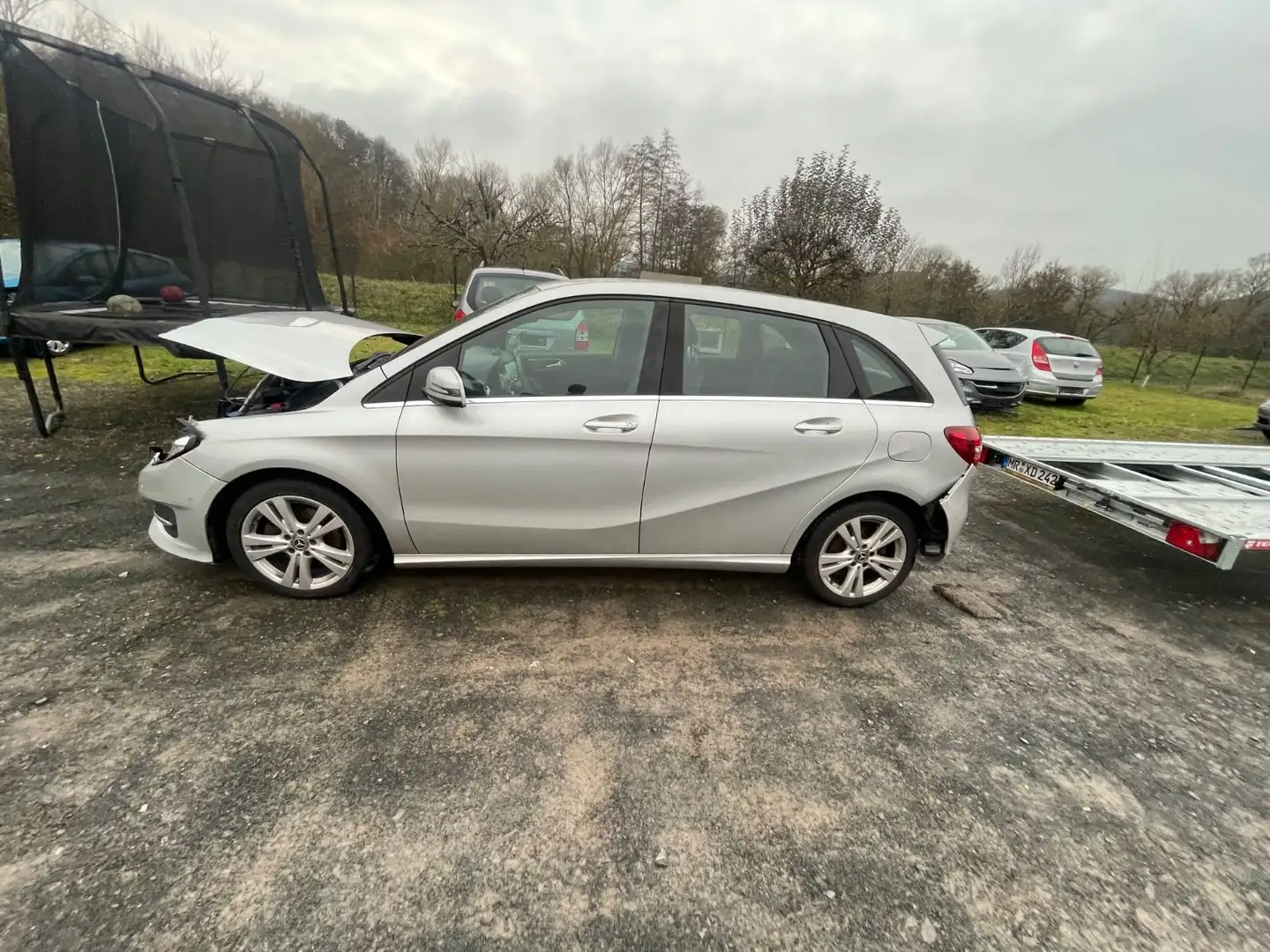 Mercedes-Benz B 200 d Edition Autom LED Navi,AHK,Kamera Argent - 1