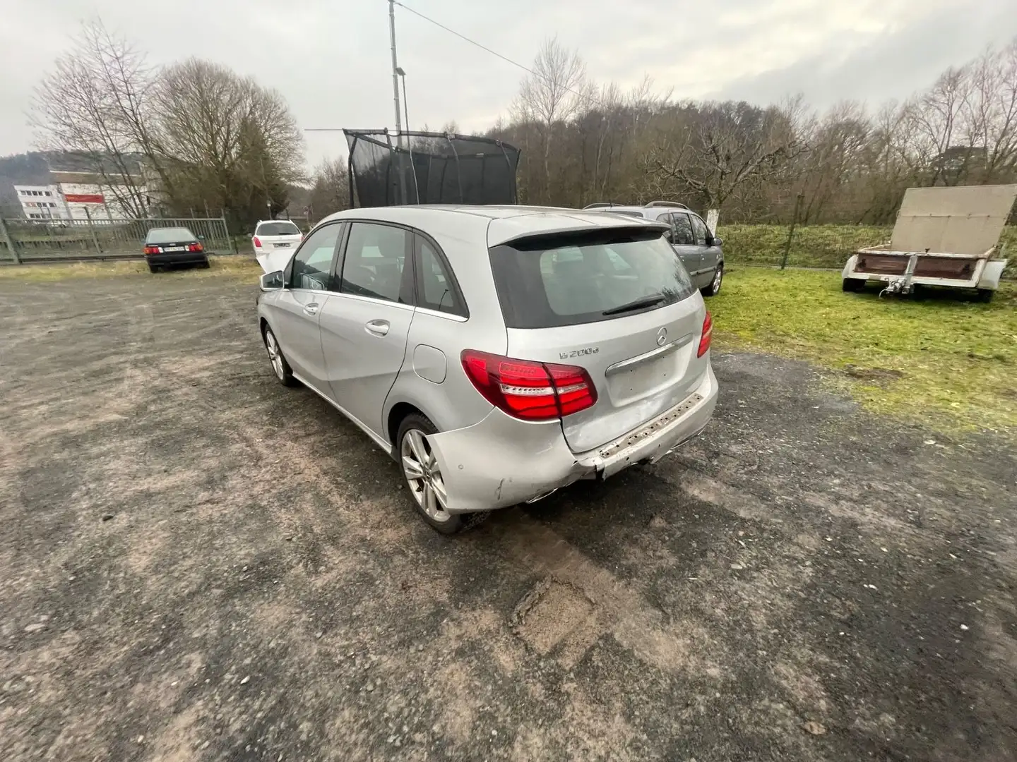 Mercedes-Benz B 200 d Edition Autom LED Navi,AHK,Kamera Argent - 2