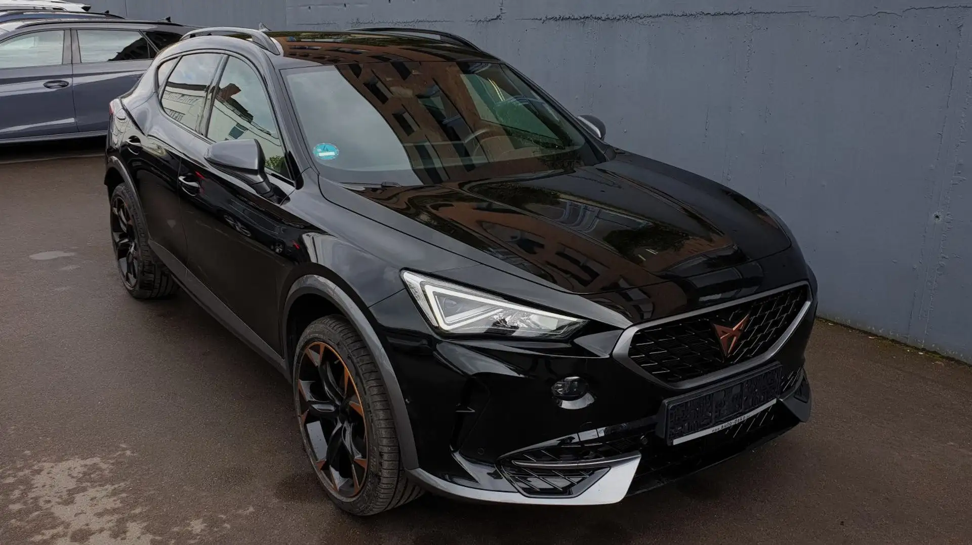 CUPRA Formentor 1.5 TSI DSG Virtual/Navi+/ACC/Alu 19 Schwarz - 2