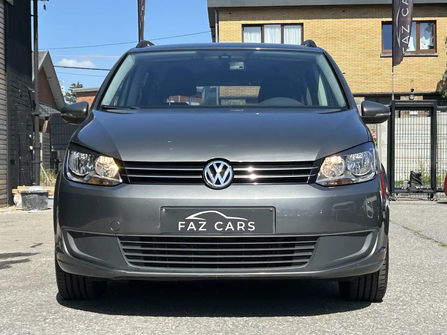 Volkswagen Touran Touran 1.6 CR TDi 7pl. DSG *CUIR + GPS + GARANTIE* - 2