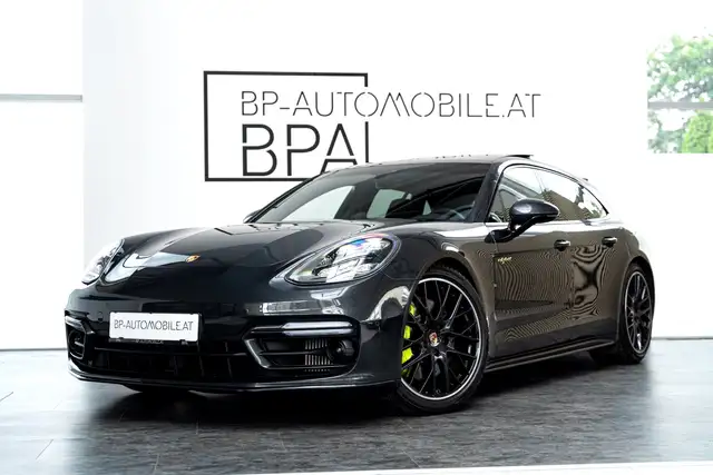 Porsche Panamera view 5