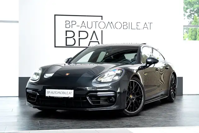 Porsche Panamera main image