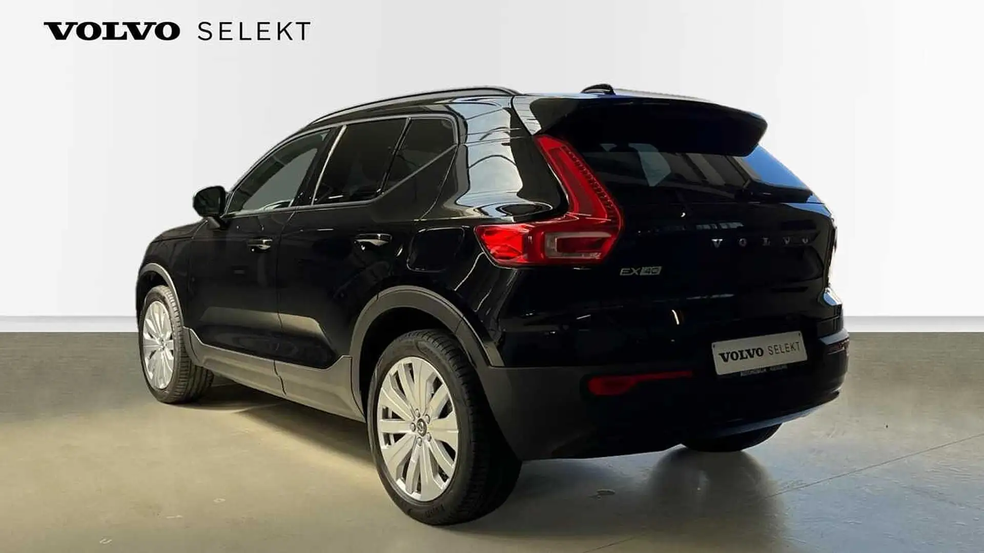 Volvo EX40 Core Single Motor Extended Range | Zetelverwarming Чёрный - 2