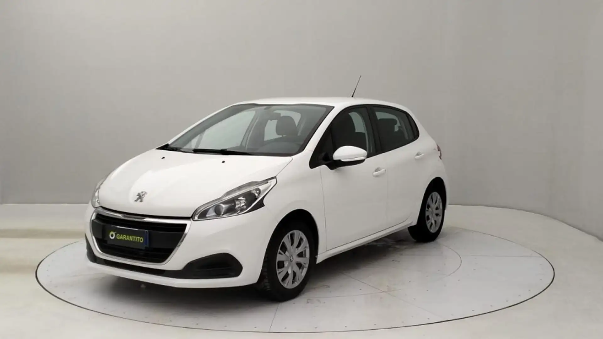 Peugeot 208 1.2 puretech Active s&s 82cv 5p neopatentati Blanc - 1