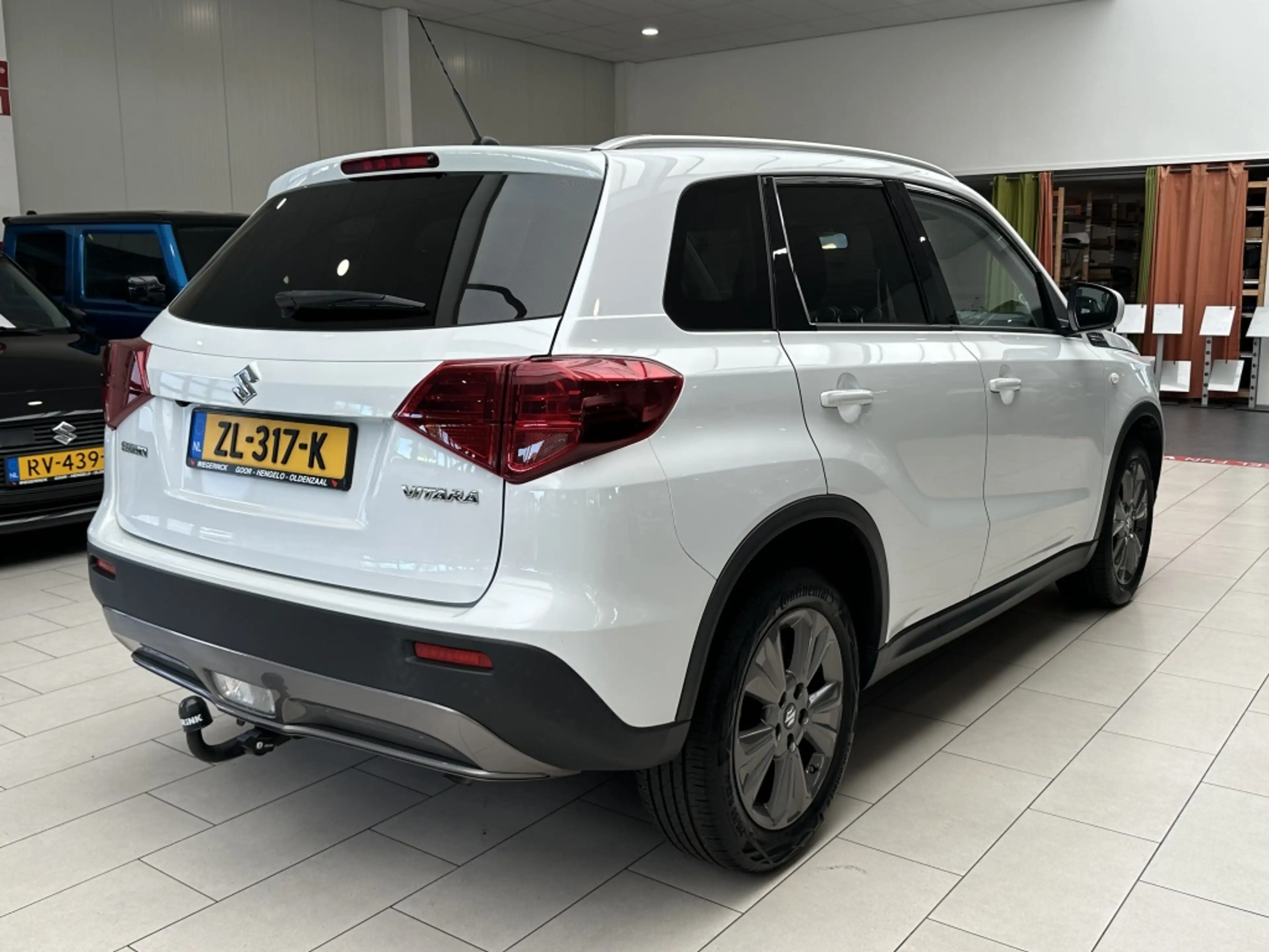 Suzuki Vitara 1.4 Boosterjet Select [ TREKHAAK I CAMERA I NAVI I — photo 3