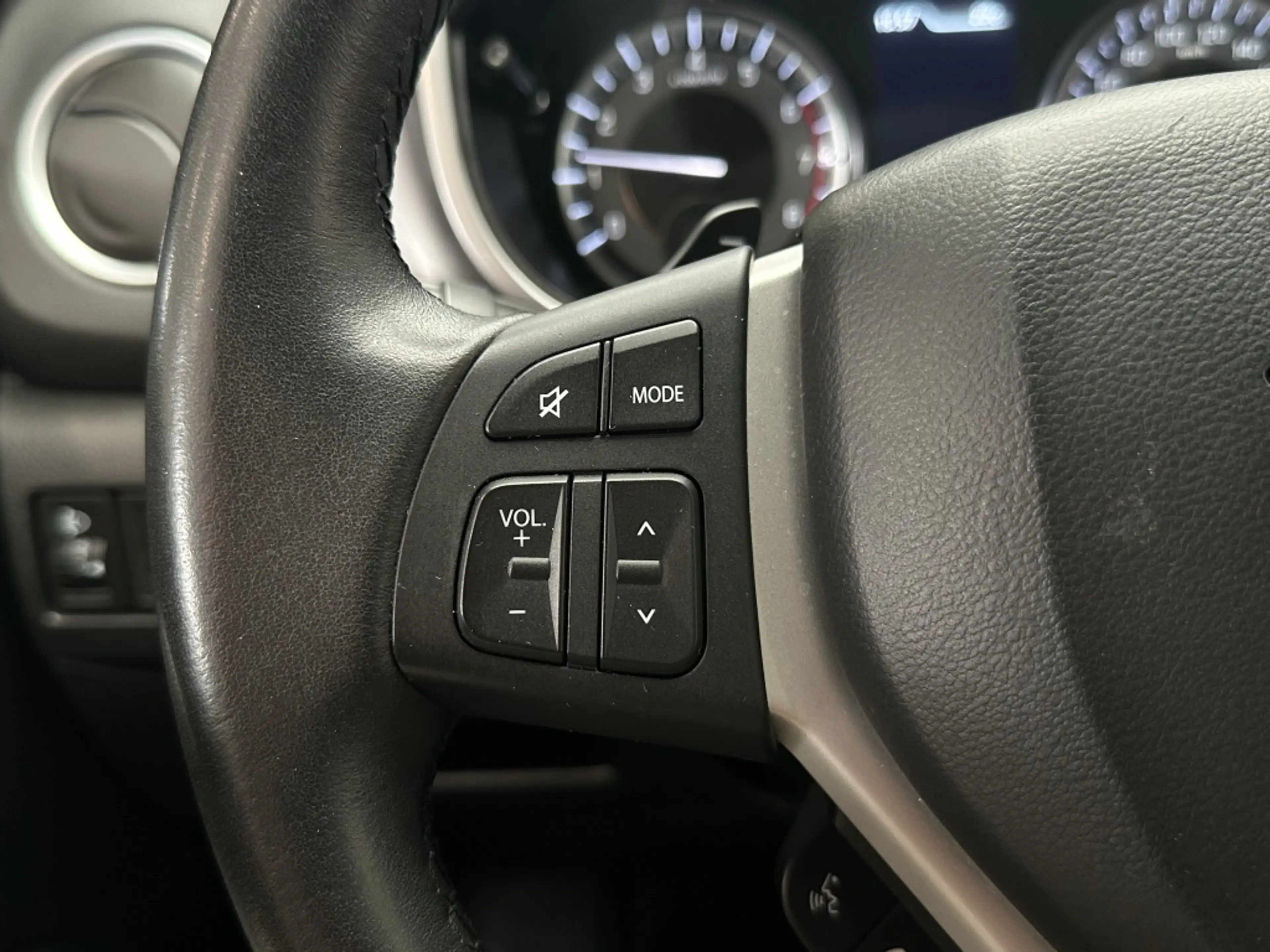 Suzuki Vitara 1.4 Boosterjet Select [ TREKHAAK I CAMERA I NAVI I — photo 26