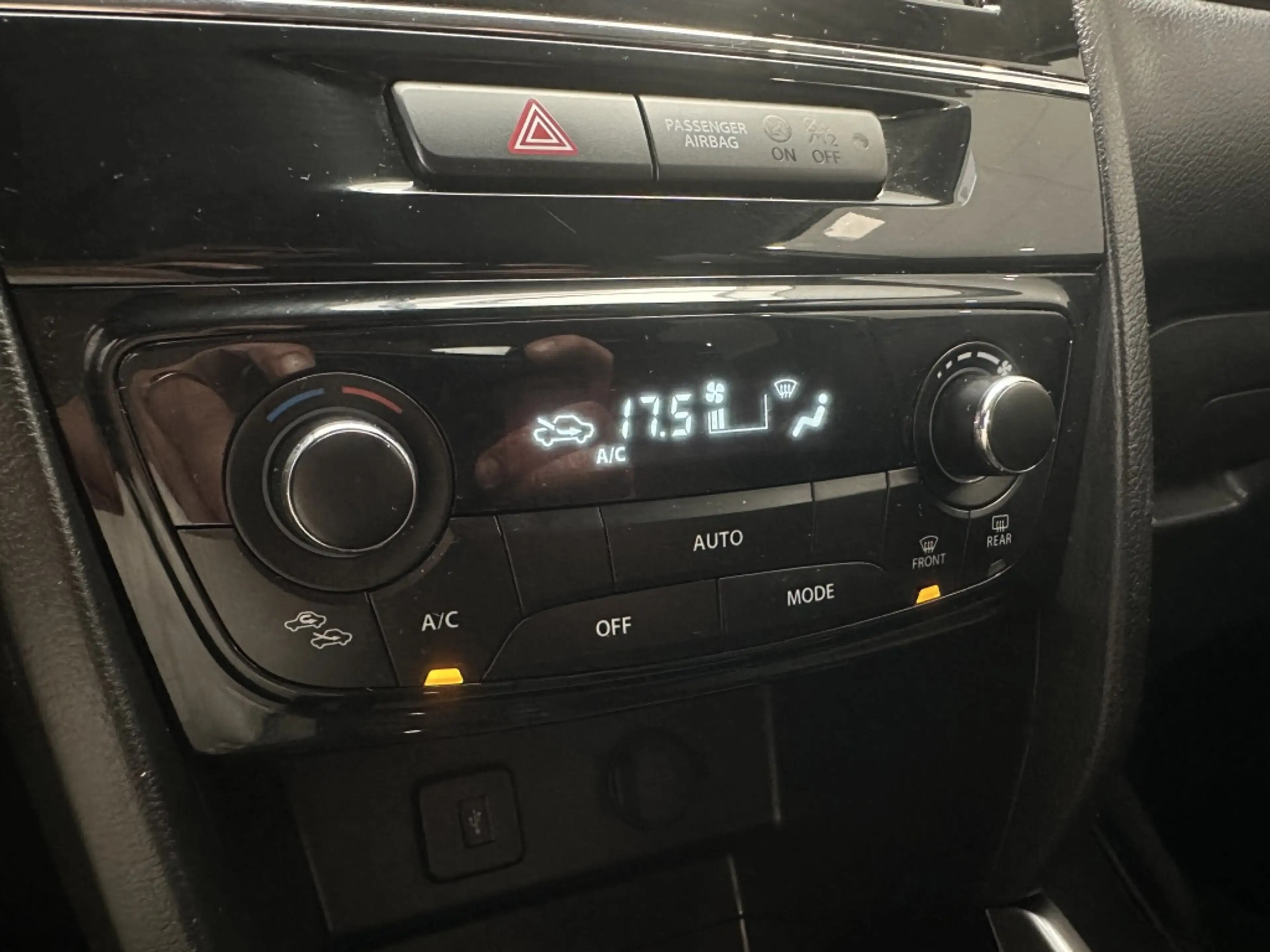 Suzuki Vitara 1.4 Boosterjet Select [ TREKHAAK I CAMERA I NAVI I — photo 17