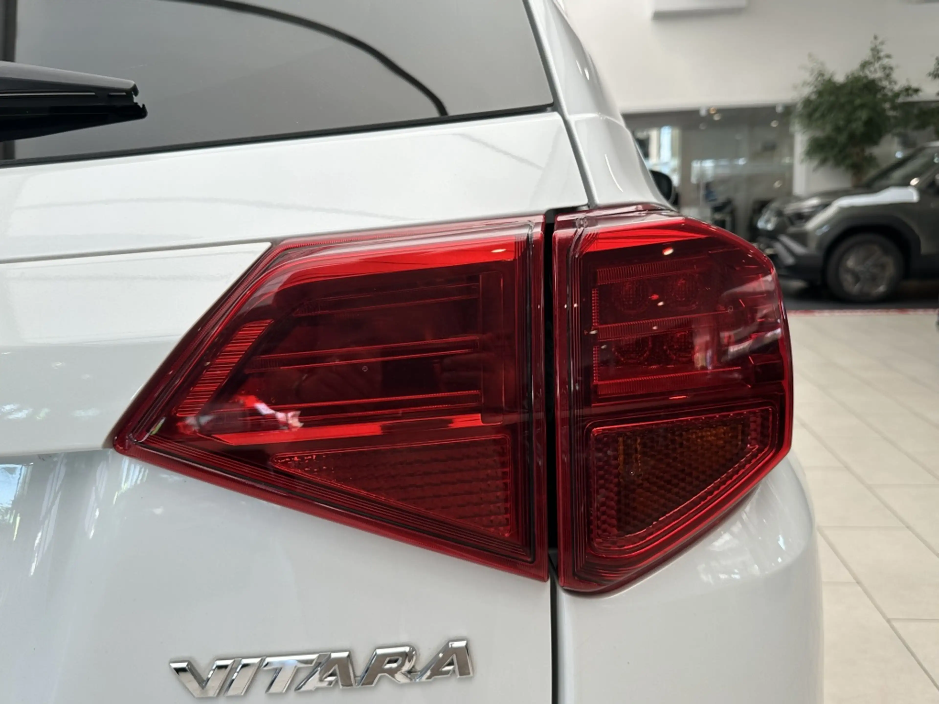 Suzuki Vitara 1.4 Boosterjet Select [ TREKHAAK I CAMERA I NAVI I — photo 23