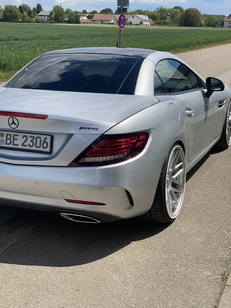 Mercedes-Benz SLC 300 AMG Line auto - 2