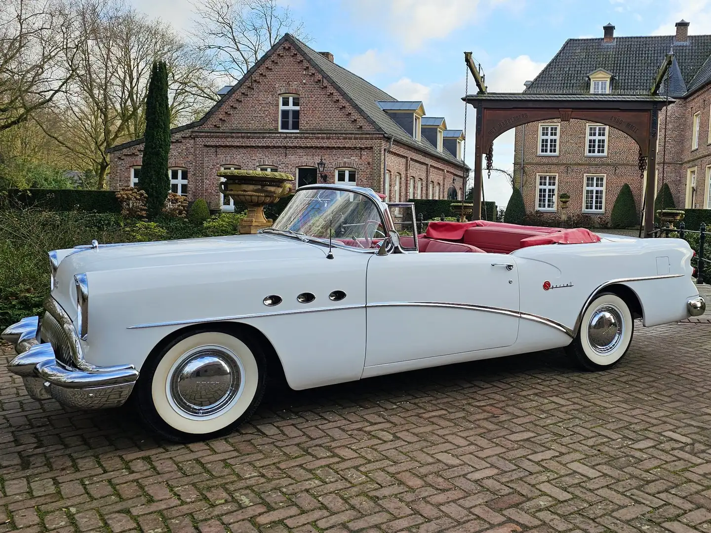 Buick Roadmaster 1954 Buick Special Cabriolet Bianco - 2