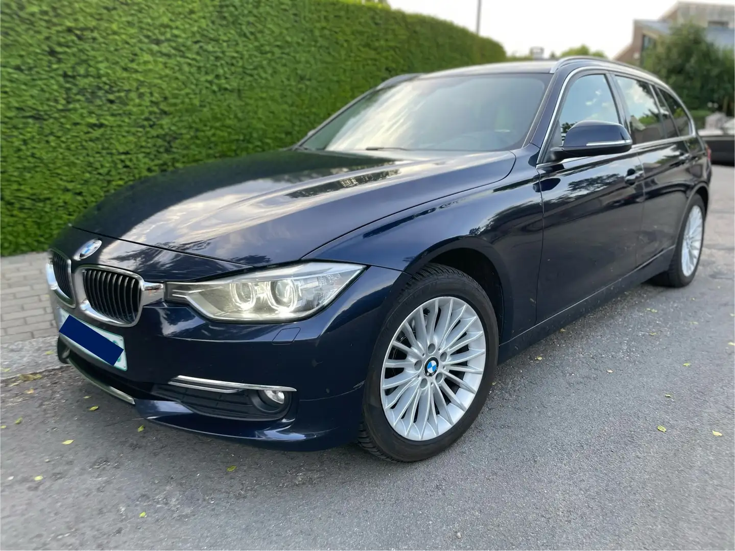 BMW 320 Touring dX Édition Luxury - 1