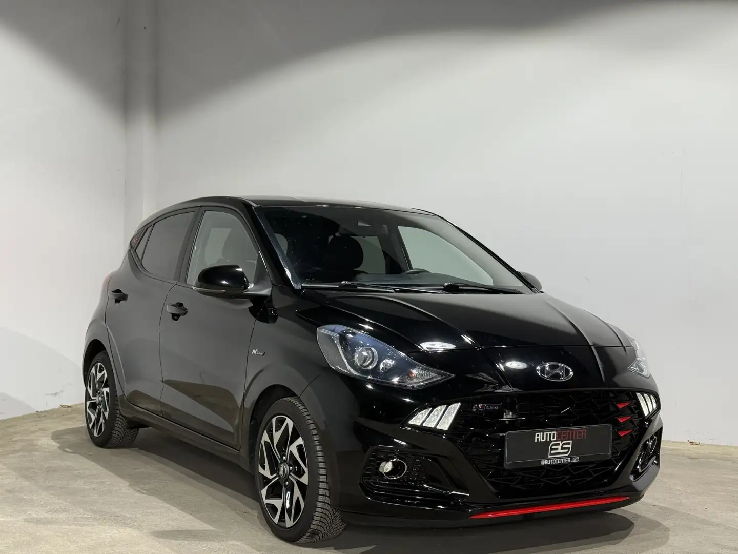 Hyundai i10 1.0 N Line Navi SHZ RFK Negro - 2