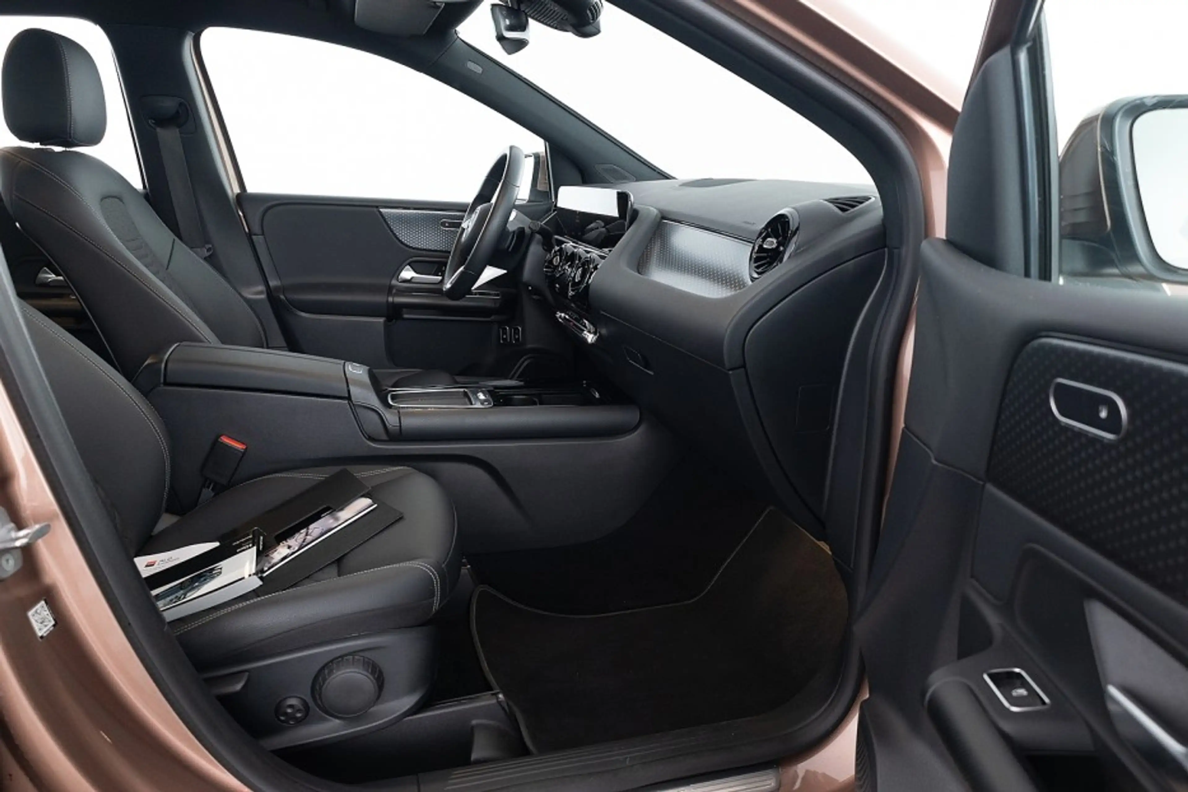 Mercedes-Benz B 250 e Business Solution PHEV Automaat | Rose gold Meta — photo 6