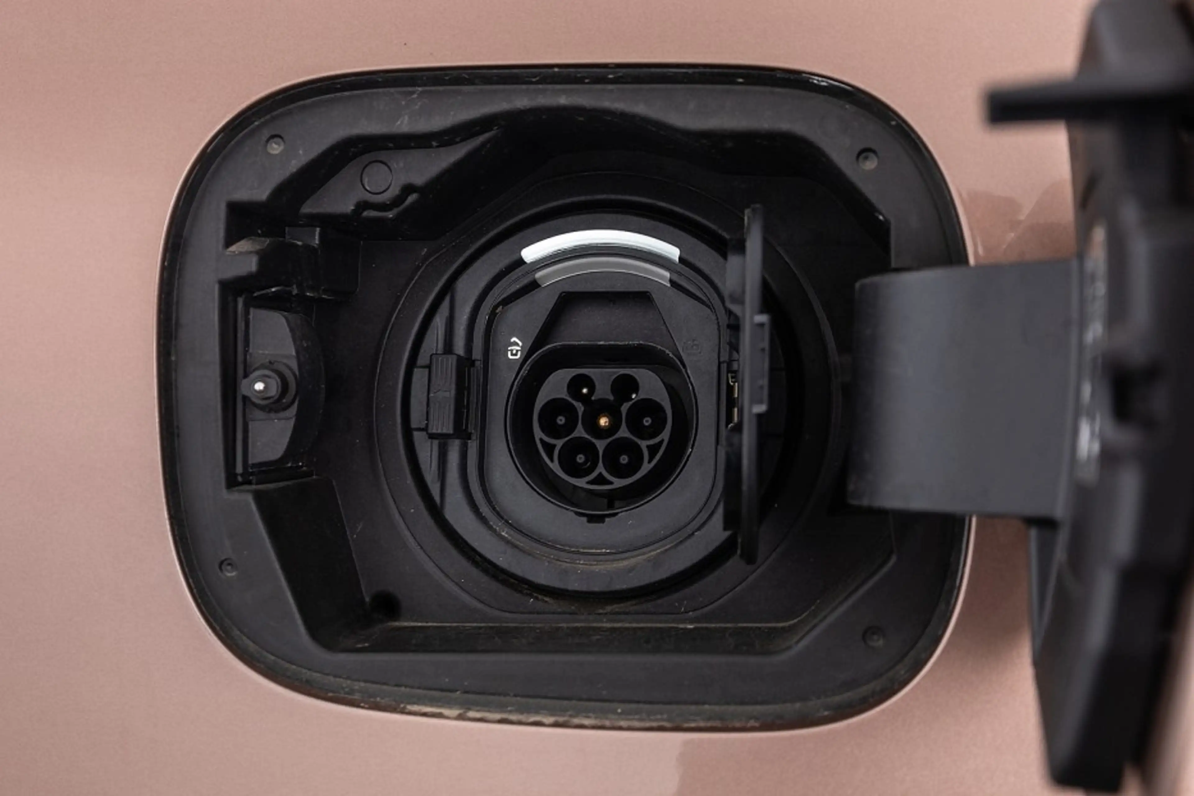 Mercedes-Benz B 250 e Business Solution PHEV Automaat | Rose gold Meta — photo 20