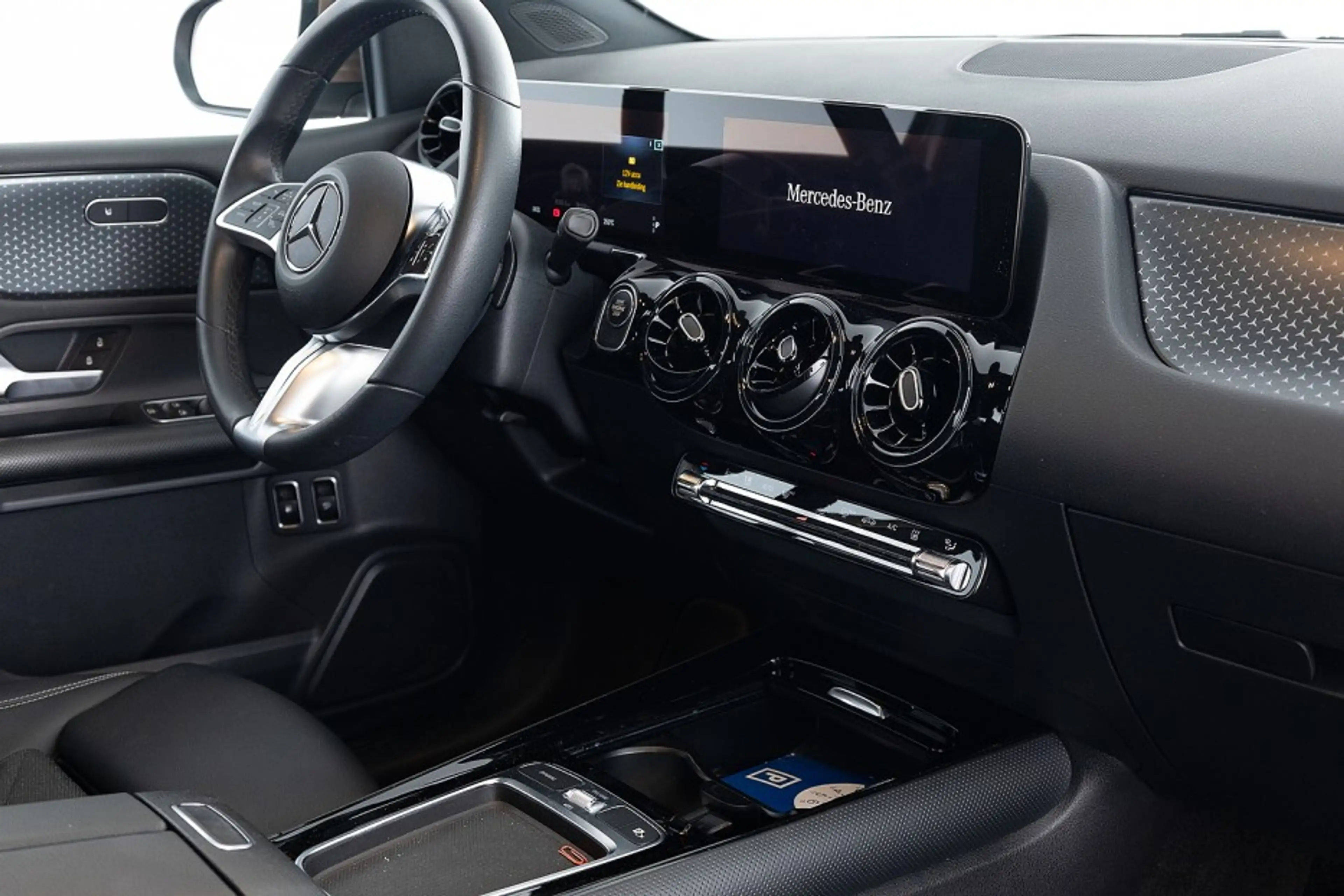 Mercedes-Benz B 250 e Business Solution PHEV Automaat | Rose gold Meta — photo 3