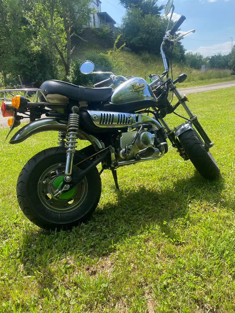 Skyteam Monkey 50 Zhenhua , 72 ccm , viel erneuert Fekete - 1
