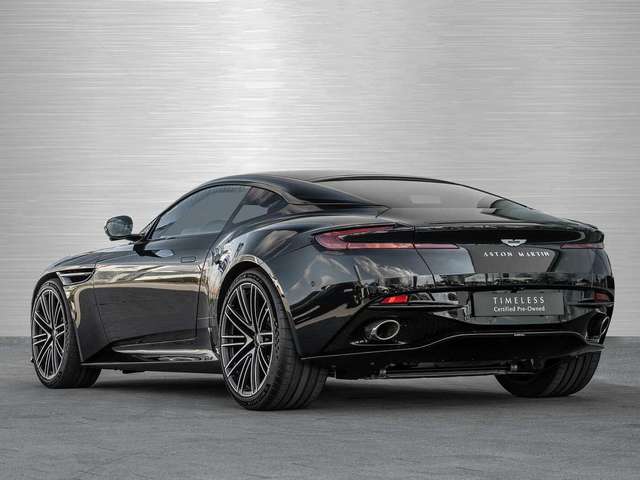 Aston Martin DB12 V8 Coupe Carbon Ceramic Bremsen
