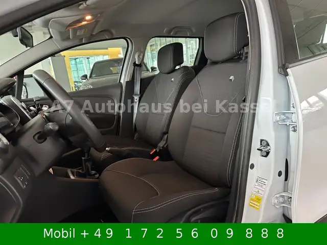 Renault Clio view 12