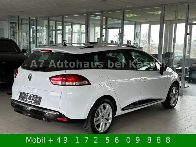 Renault Clio view 3