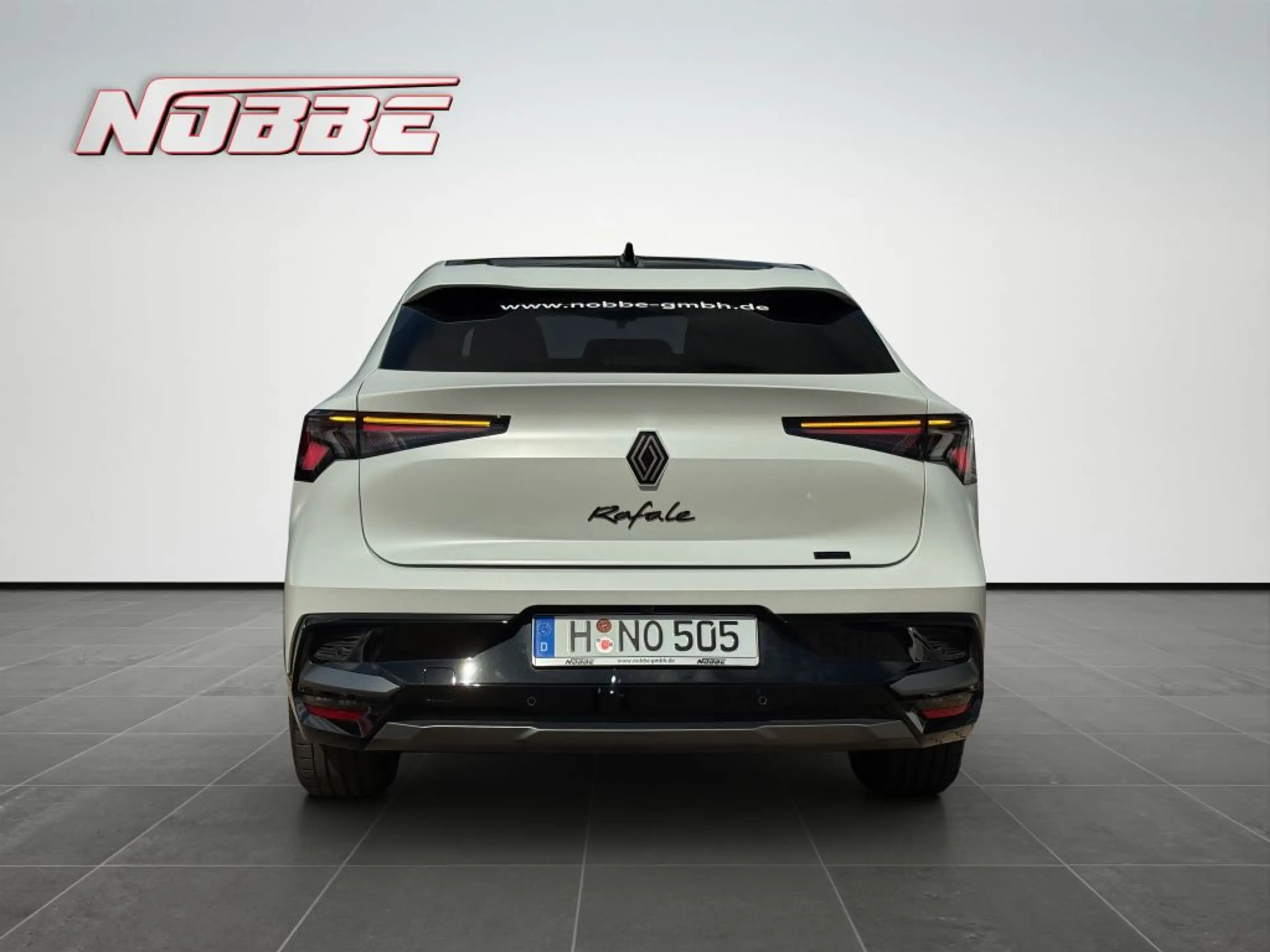 Renault Rafale E-Tech Hyper Plug-in Hybrid 300 4x4 Atelier Alpine — photo 4