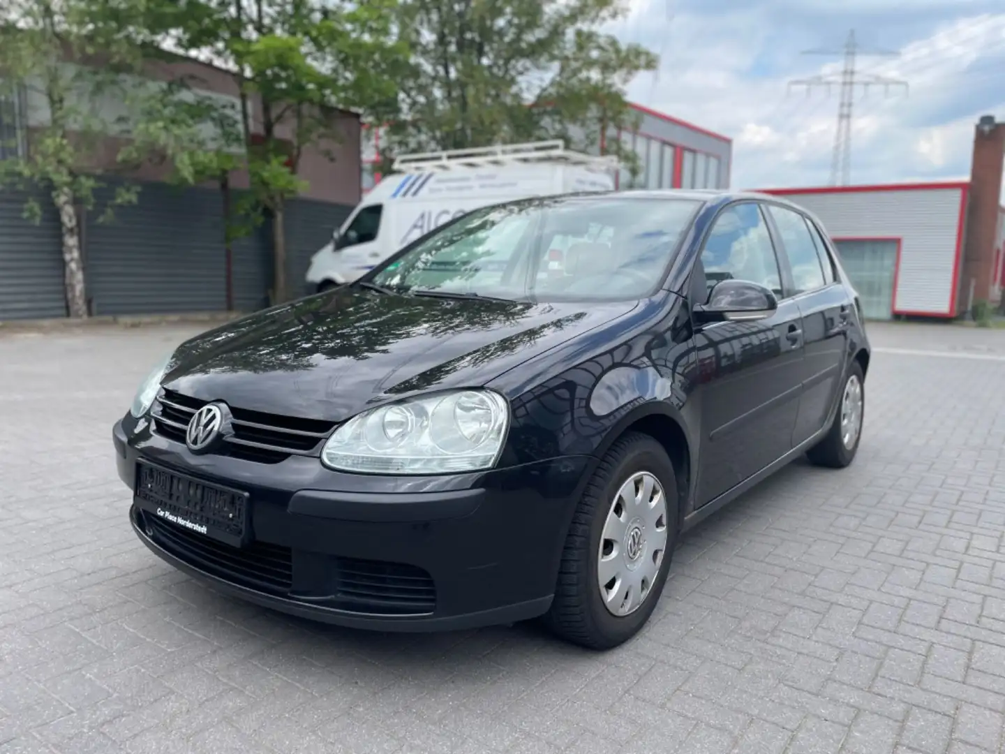 Volkswagen Golf V Lim. Trendline TÜV NEU/5 TÜRER/KLIMA Negro - 1