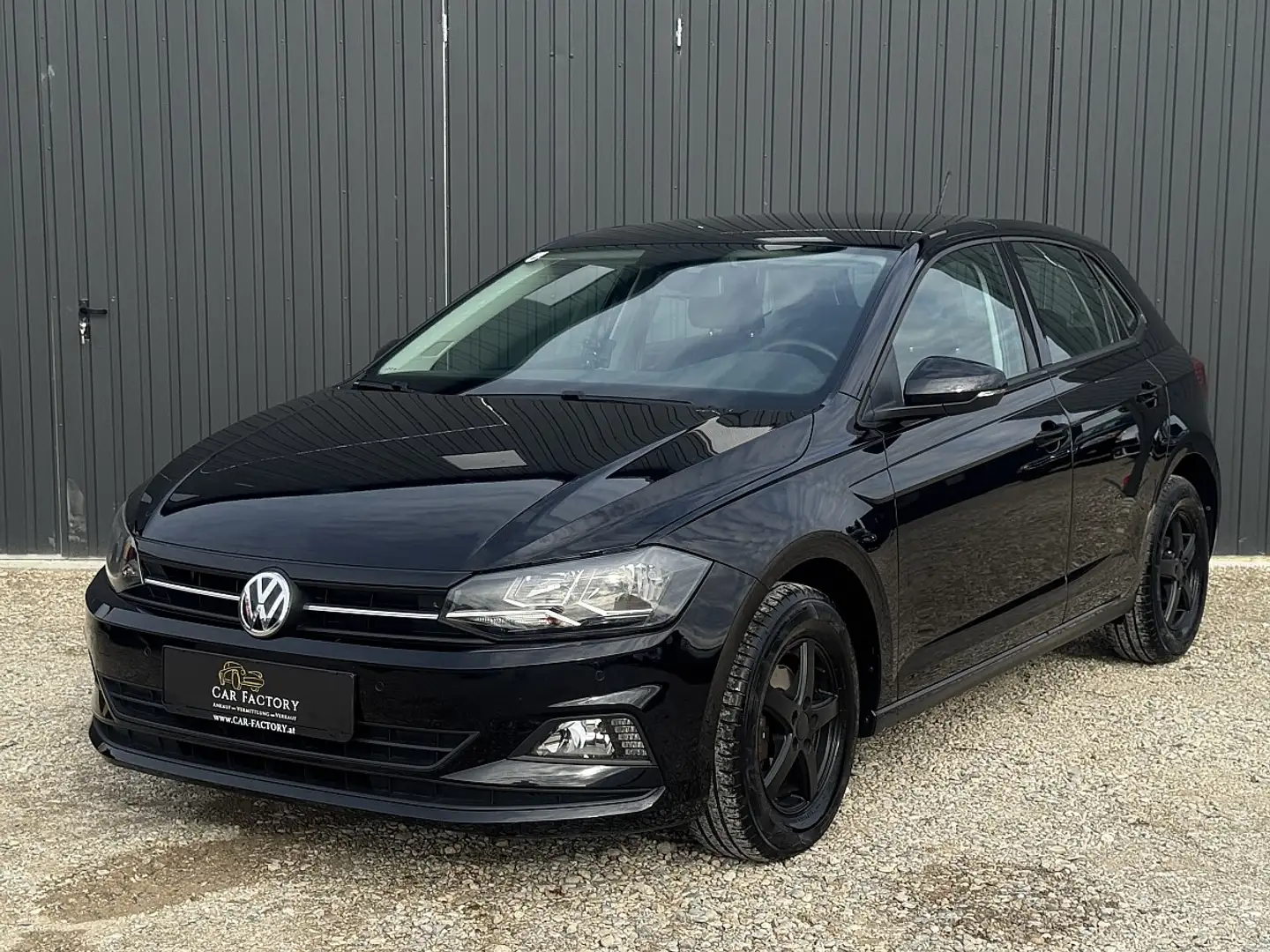 Volkswagen Polo 1,0 Comfortline Schwarz - 1
