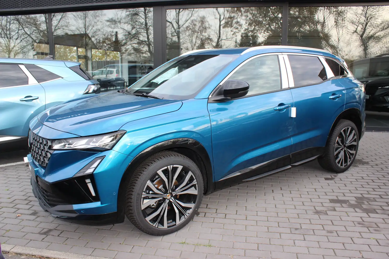 Renault Austral Techno Mild Hybrid 160 Bleu - 1