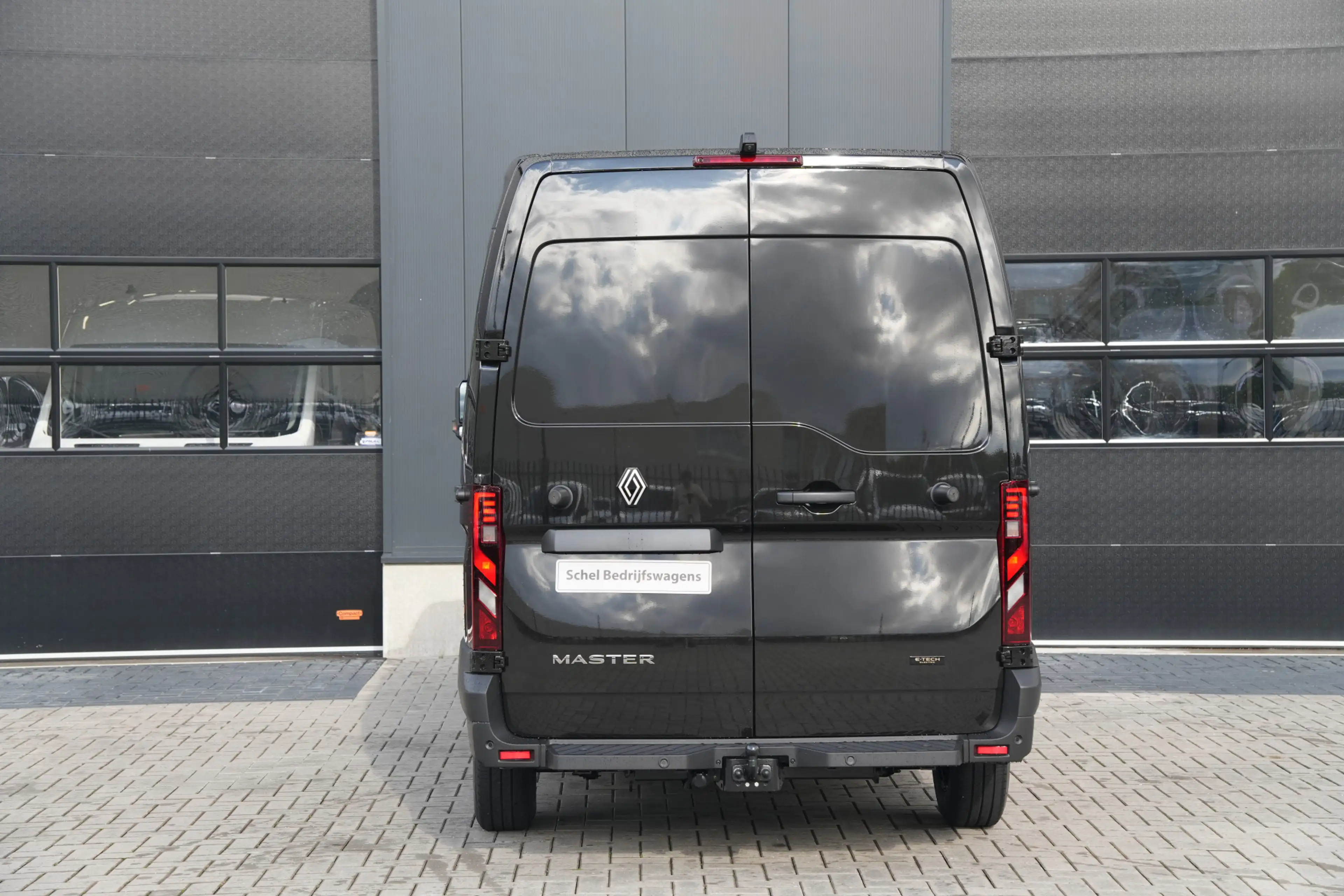 Renault Master E-Tech T35 L2H2 Advance Long Range 87 kWh 143pk - — photo 7