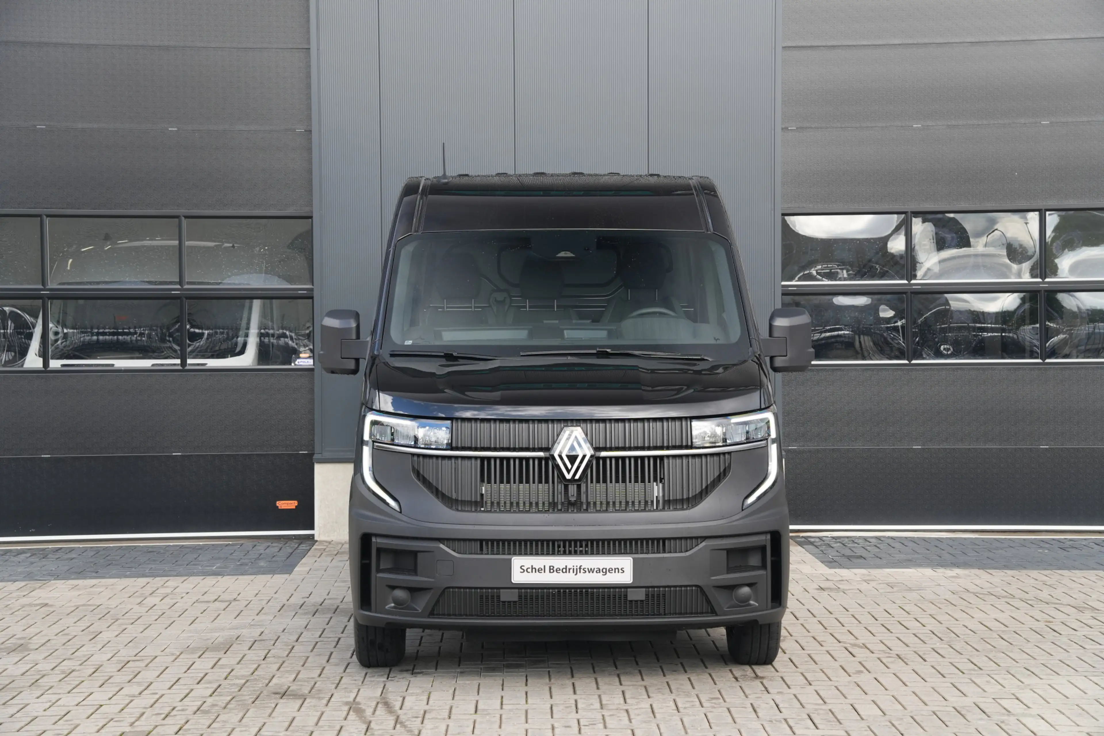 Renault Master E-Tech T35 L2H2 Advance Long Range 87 kWh 143pk - — photo 2