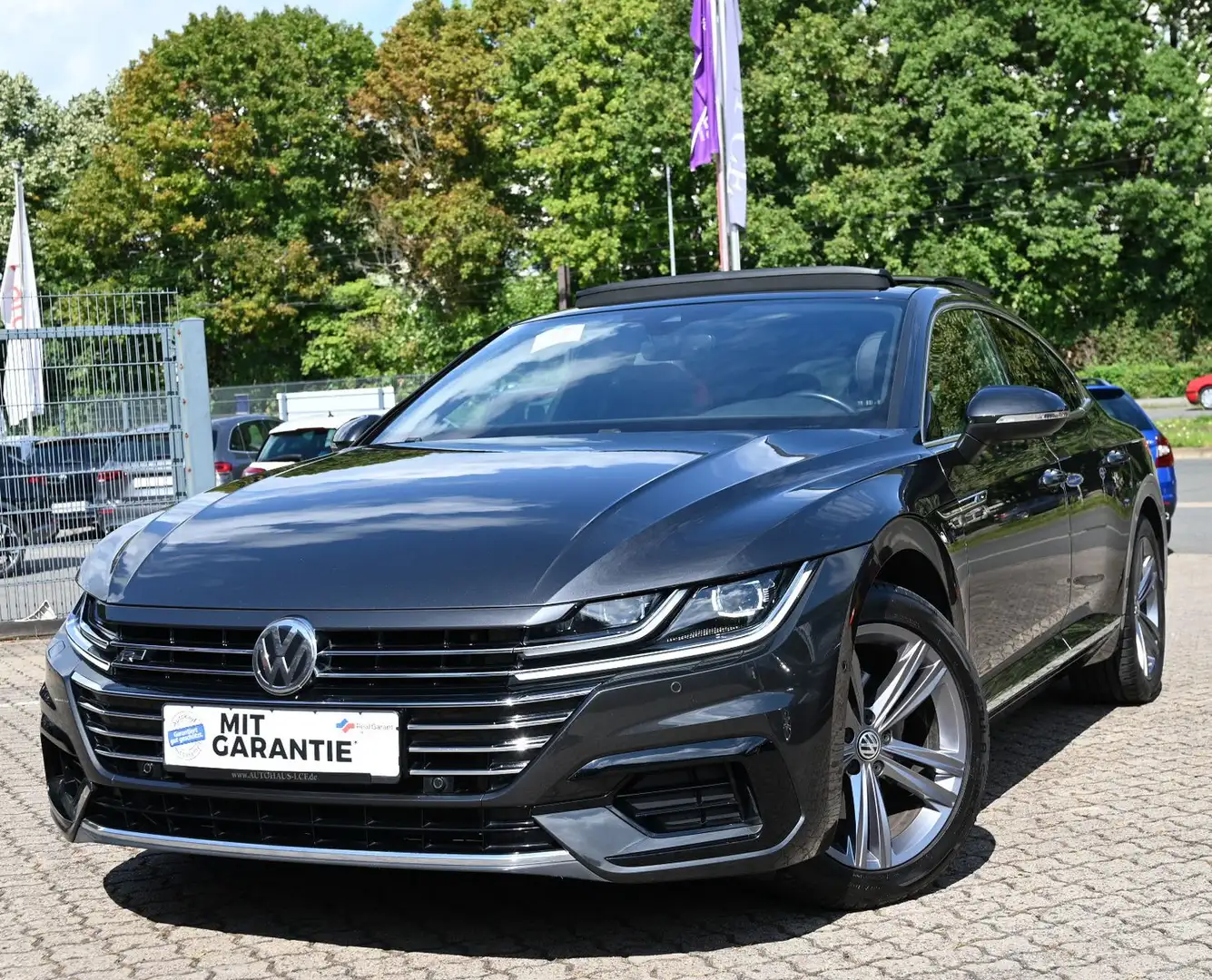 Volkswagen Arteon 2.0 TDI R-Line Pano Leder Navi LED CAM Gris - 1