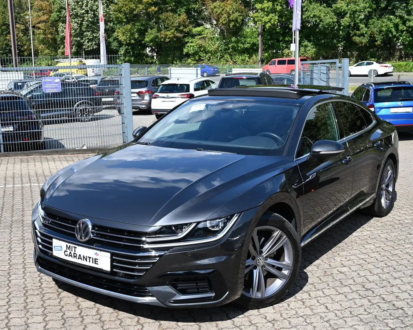 Volkswagen Arteon 2.0 TDI R-Line Pano Leder Navi LED CAM Gris - 2