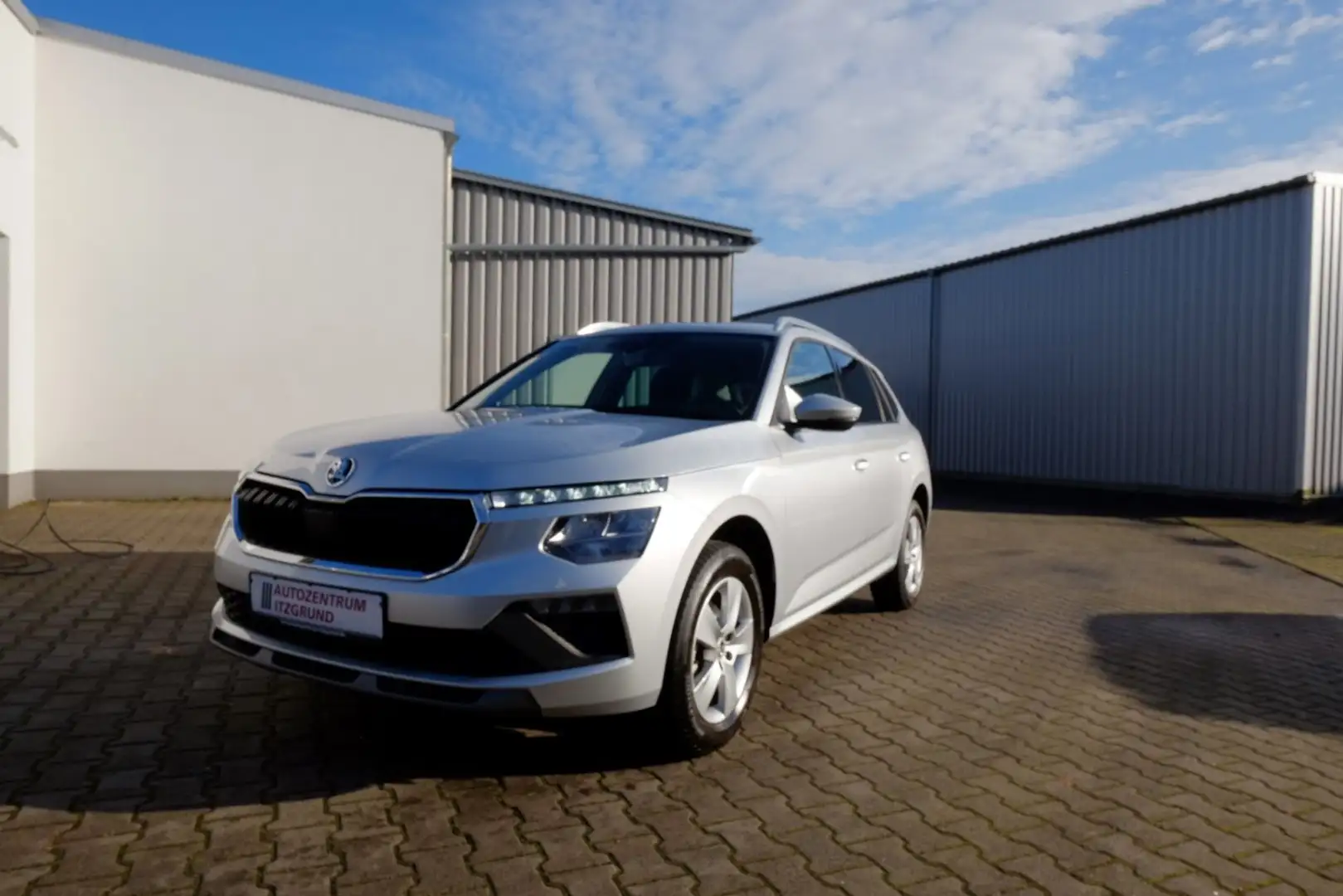 Skoda Kamiq 1.0 TSI DSG Selection Kam/SHZ/AppC/PDC/ALU Argent - 1