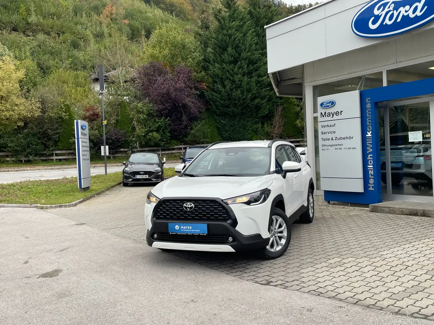 Toyota Corolla Cross 1,8 Hybrid Active 2WD *BEST PREIS* Blanco - 1