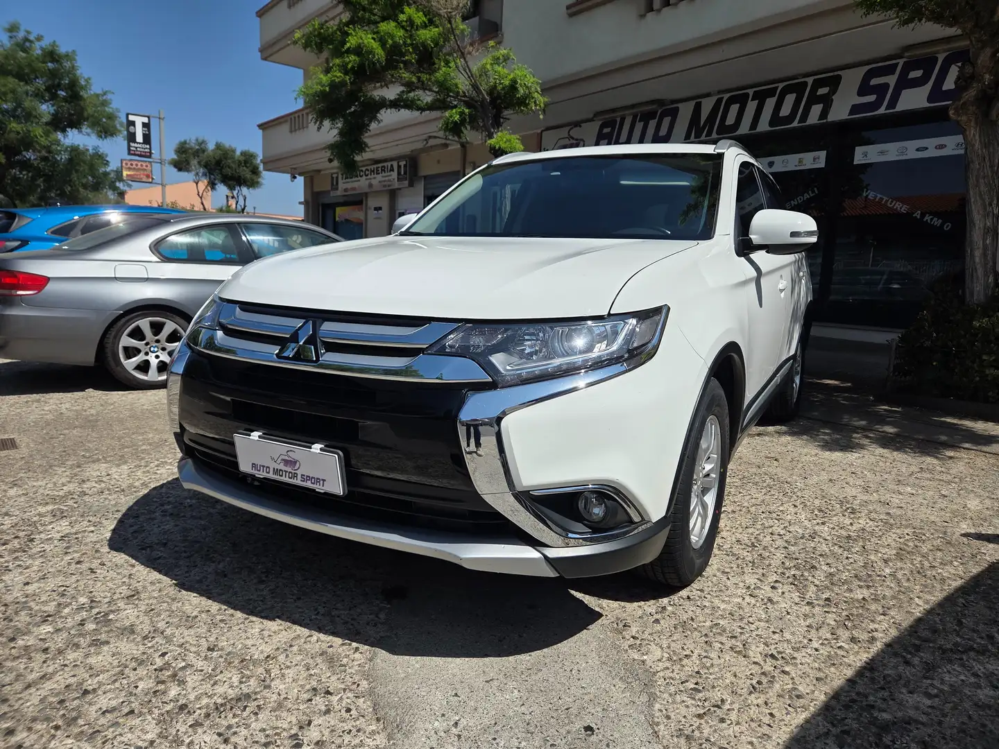 Mitsubishi Outlander 2.2 DI-D 4WD  INTENSE Bianco - 1