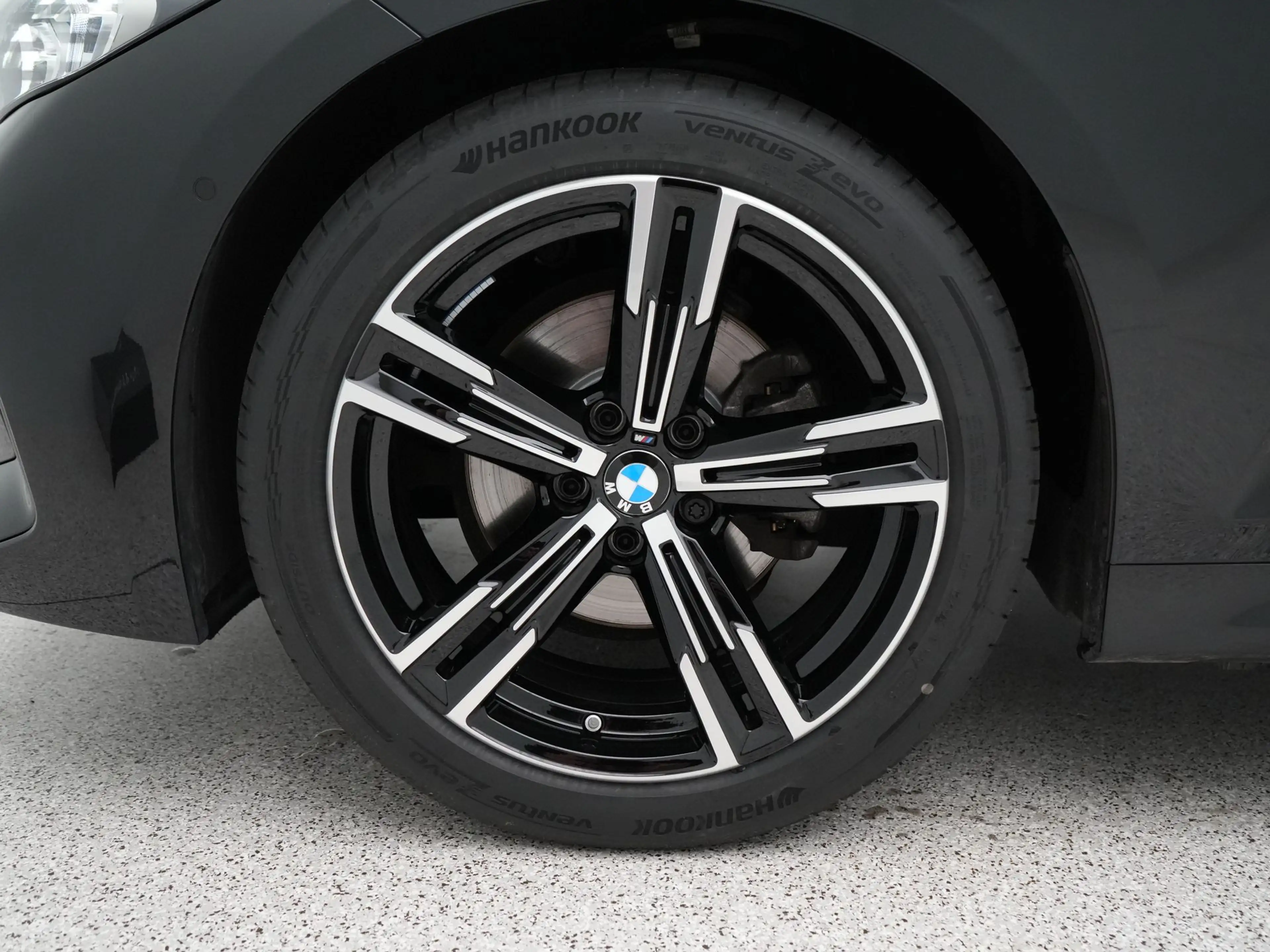 BMW 320 3 Serie 320i Touring M-Sport — photo 9