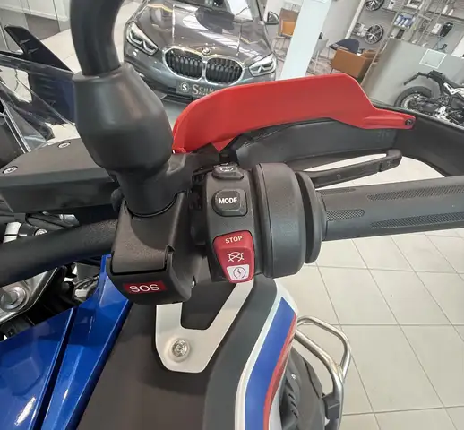 BMW R view 5