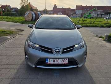 Auris HEV 1.8i HSD Comfort CVT