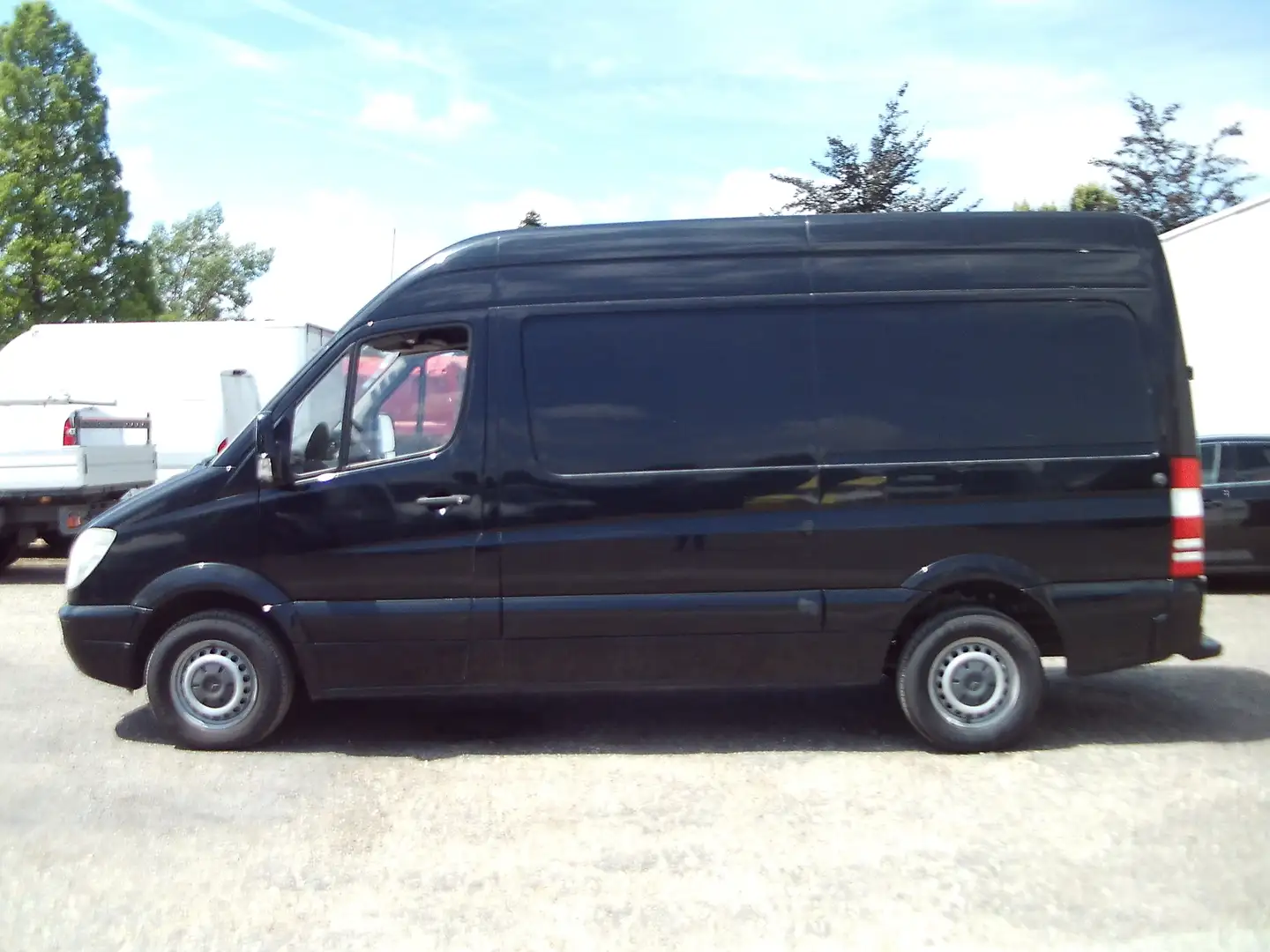 Mercedes-Benz Sprinter 313 medium l2 h2 airco+automaat++++++ Zwart - 1