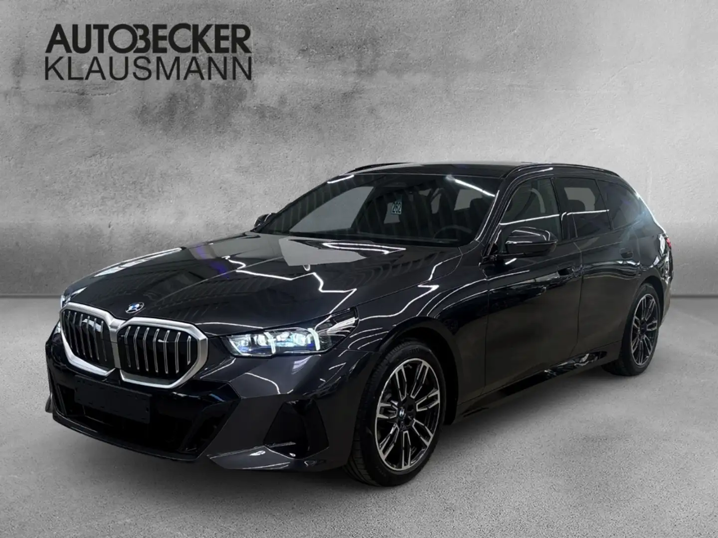 BMW 520 d xDrive M Sportpaket HUD AD AHK-klappbar El. Pano Grau - 1