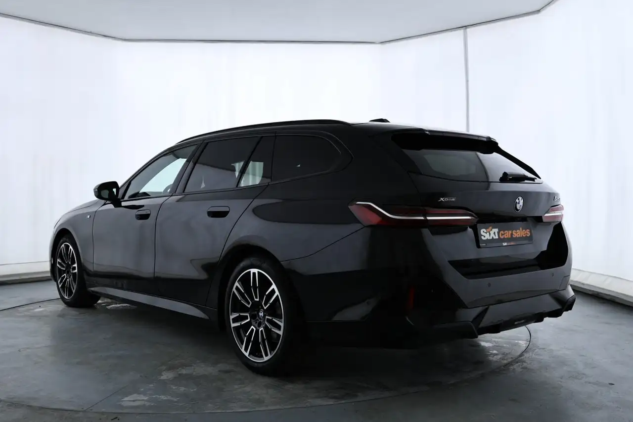 BMW 520 d xDr. M Sport Lt|PAN|HUD|ACC|ParkA+360|AHK 360° A 4