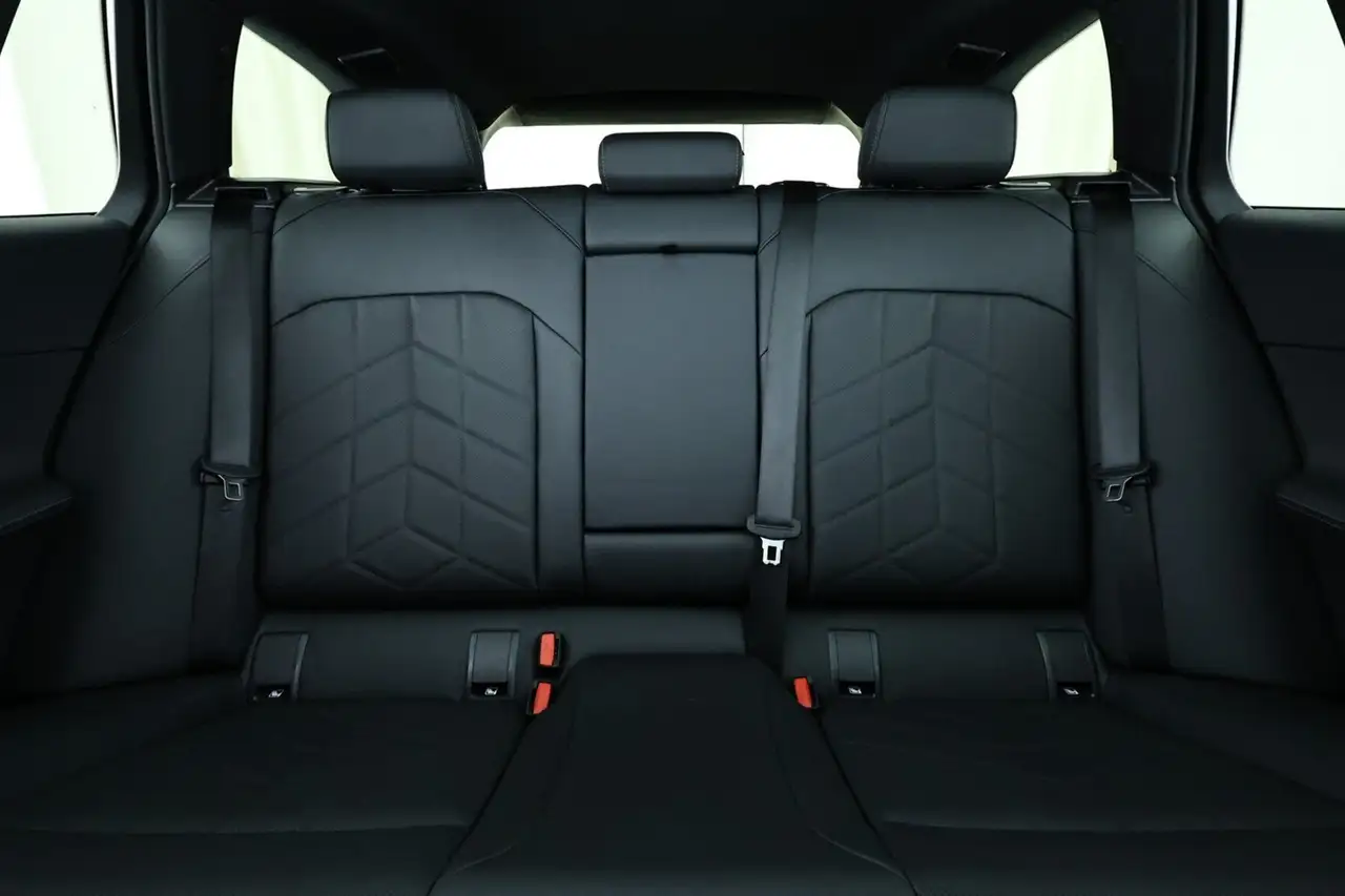 BMW 520 d xDr. M Sport Lt|PAN|HUD|ACC|ParkA+360|AHK 360° A 15